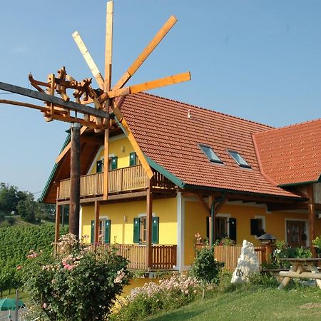 Bed and Breakfast Weingut Koegl à Ratsch an der Weinstraße Extérieur photo